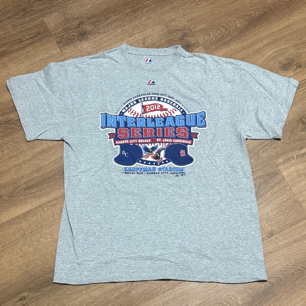 Gray Interleague Series T-Shirt KC Royals and STL Cardinals Size XL 2012